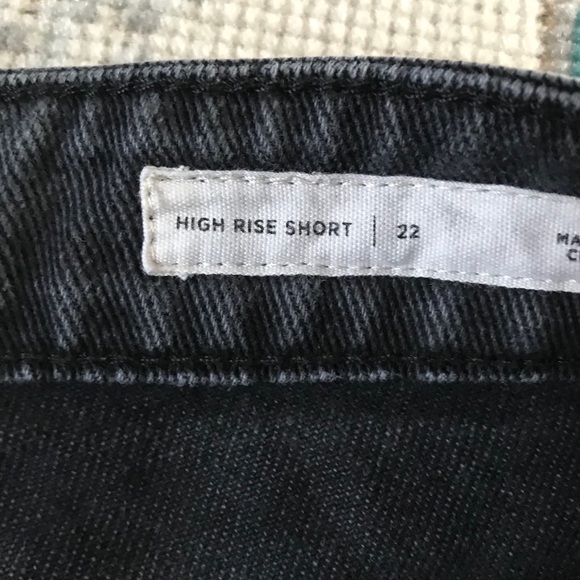 Pacsun black cut off shorts - Picture 3 of 4